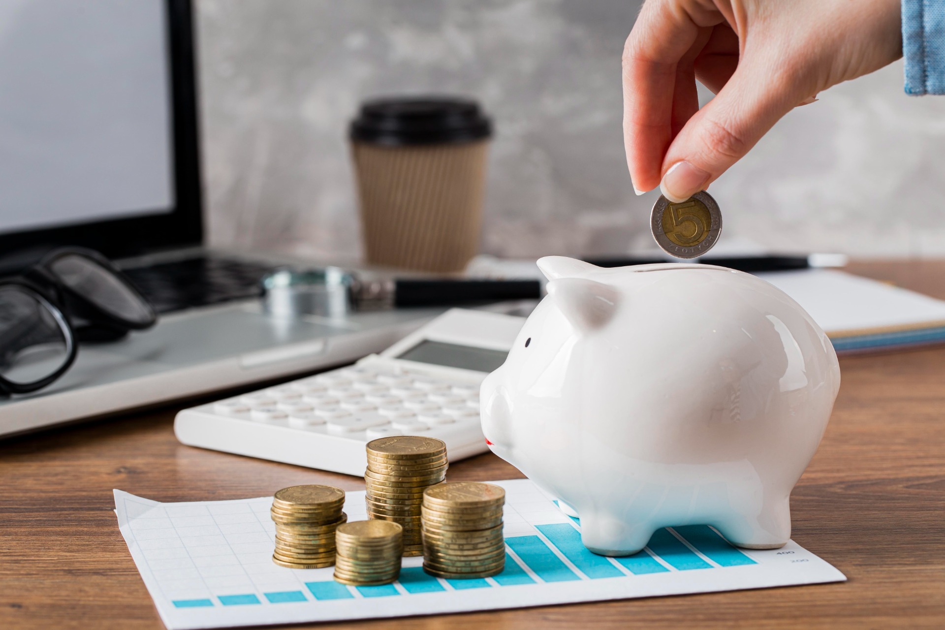 Financiële zaken regelen voor je gezin - geld besparen