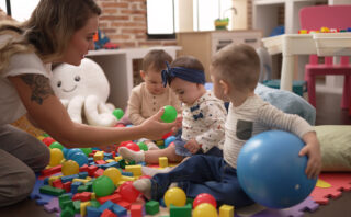 Kinderopvang in 2026 duurder - gezin en geldzaken